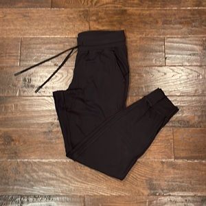 EUC Lululemon jogger